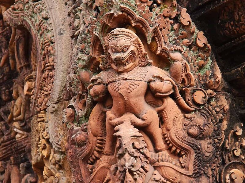 Begin your cultural exploration with Banteay Srei’s tranquil ambiance